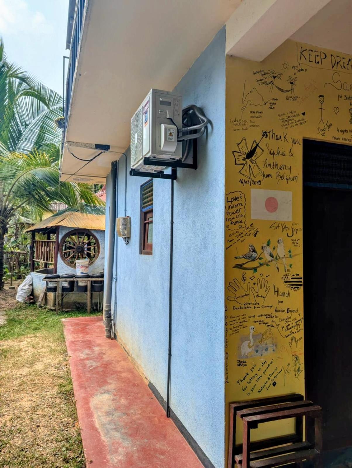 Three Little Birds Hotel Tangalle Exterior photo